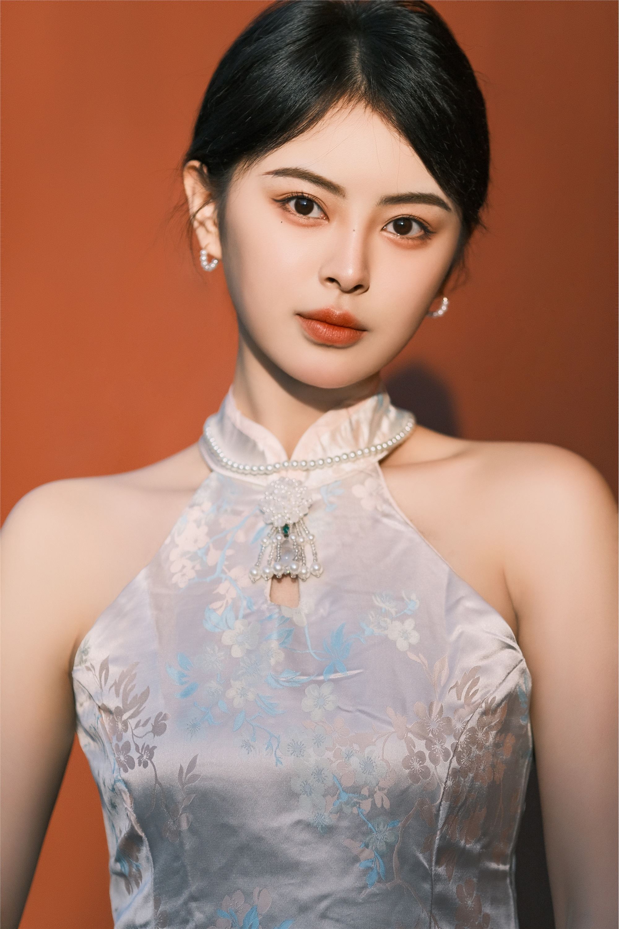 YITUYU艺图语 2025.01.03 庭院深深 胡允恩YooEn